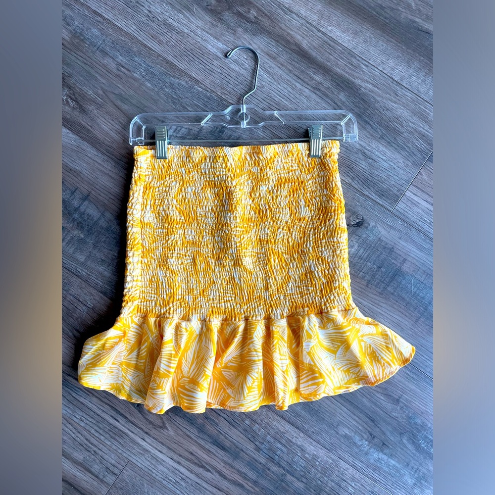 Yellow floral ruched smock skirt with ruffles